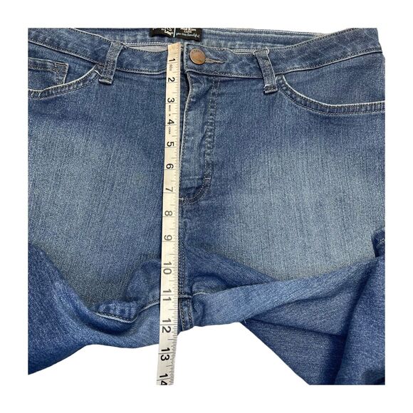 Riders by Lee Capri Jeans Women 37 Waist Blue Denim Classic Mid-Rise Medium Wash - Picture 6 of 6